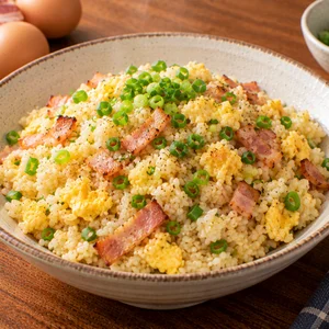 ベーコンエッグチャーハン